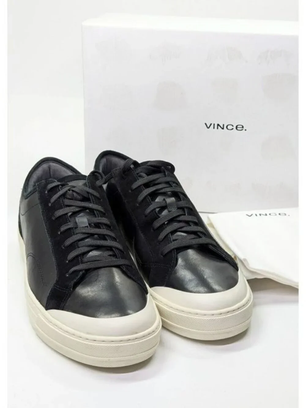 Vince Wescott Men's Black Leather Low Top Lace Up Sneakers Size 10.5 (MSRP $250)